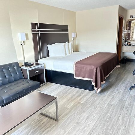 Deluxe Inn - Fayetteville I-95 エクステリア 写真