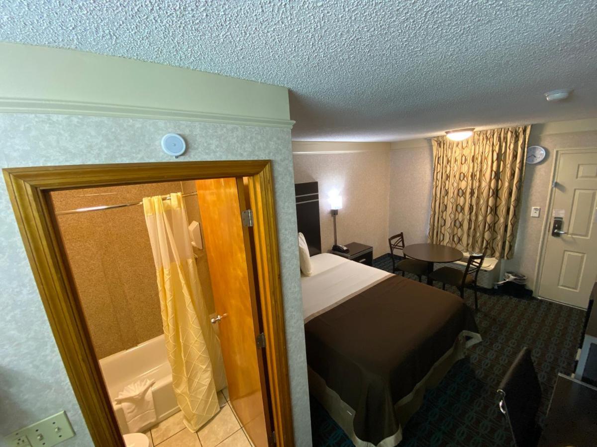 Deluxe Inn - Fayetteville I-95 エクステリア 写真