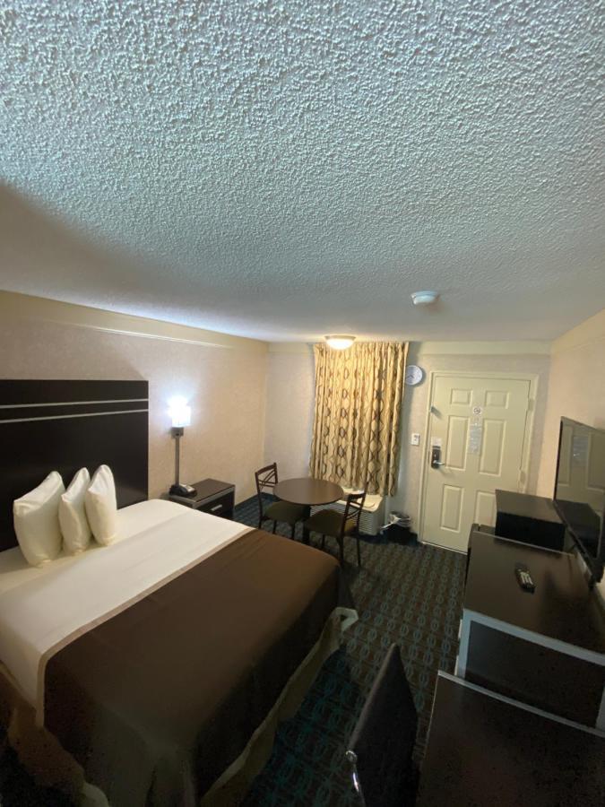 Deluxe Inn - Fayetteville I-95 エクステリア 写真