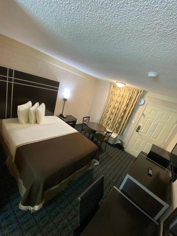 Deluxe Inn - Fayetteville I-95 エクステリア 写真