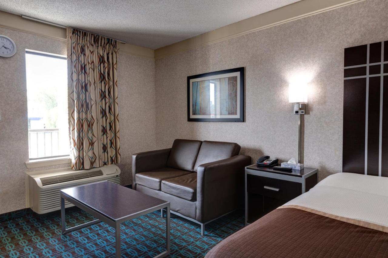 Deluxe Inn - Fayetteville I-95 エクステリア 写真