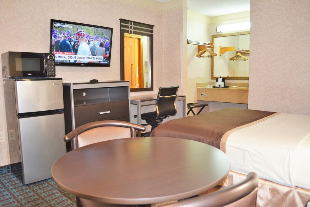 Deluxe Inn - Fayetteville I-95 エクステリア 写真