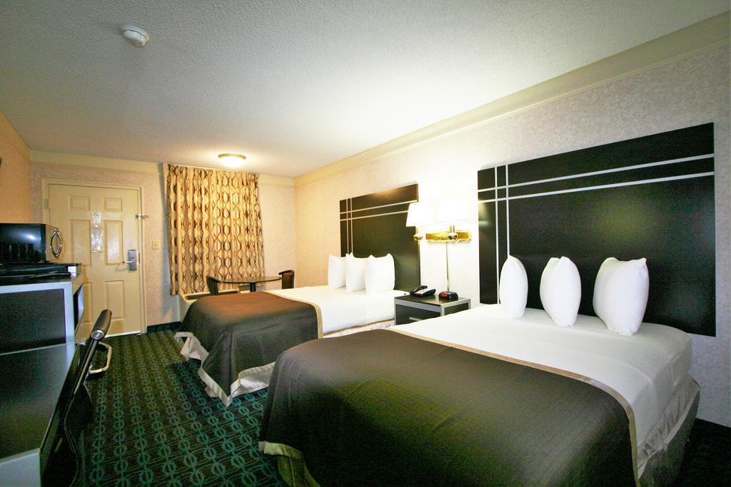 Deluxe Inn - Fayetteville I-95 エクステリア 写真